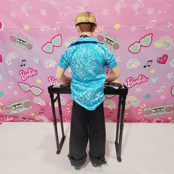 Barbie Generation Girl Dance Party BLAINE Doll Turntable Backstage Pass 1999 - Picture 6 of 8